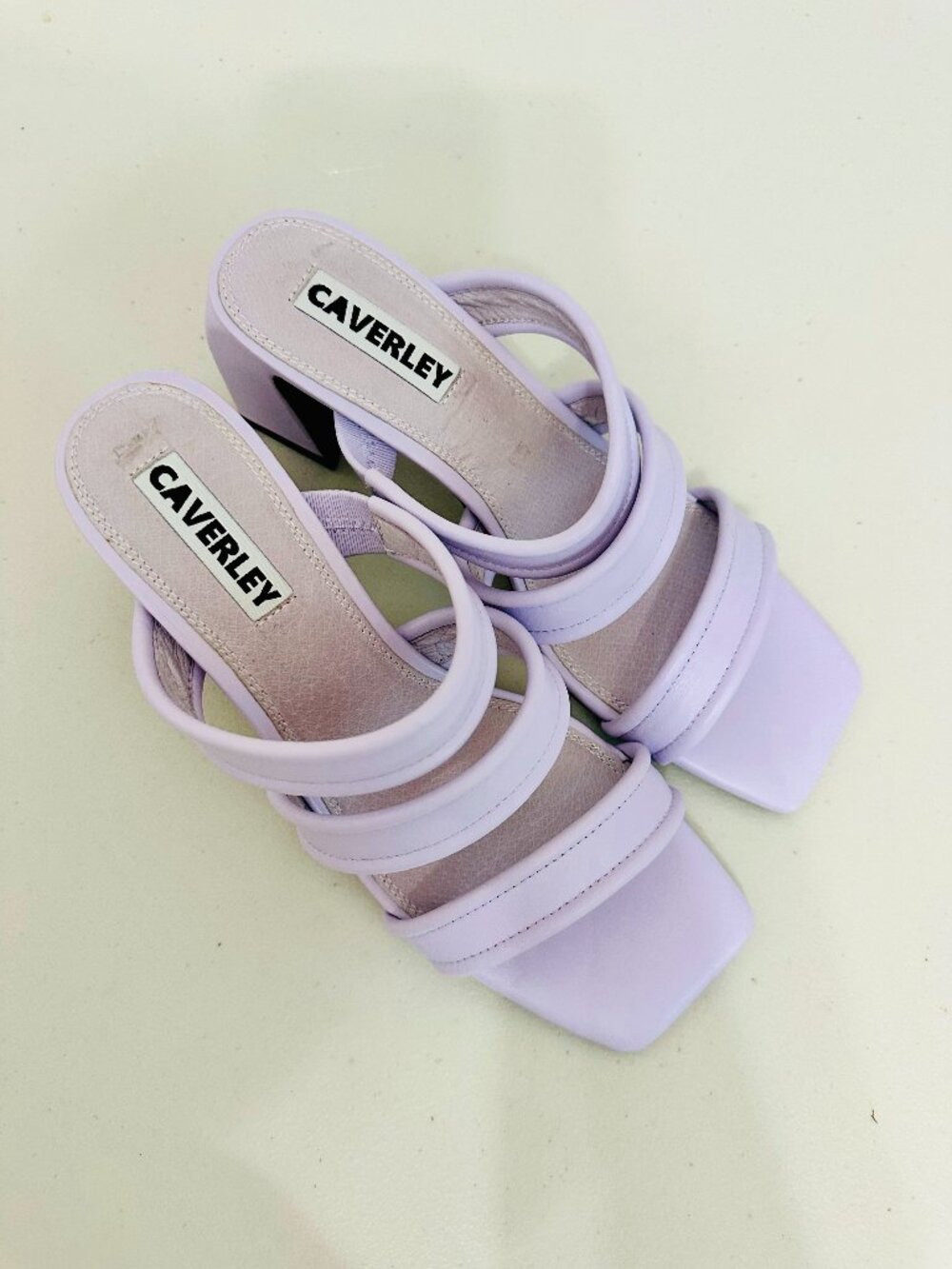 NEW CAVERLEY LAVENDER LEATHER STRAPPY MULES SLIDES SANDALS SIZE 40 EU/10 US